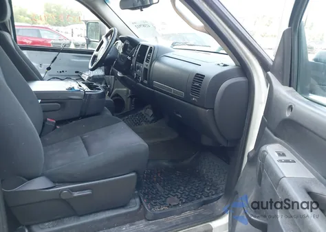 2011 Chevrolet Silverado 1500 Lt z USA, uszkodzony, nr VIN 1GCPKSE33BF226038